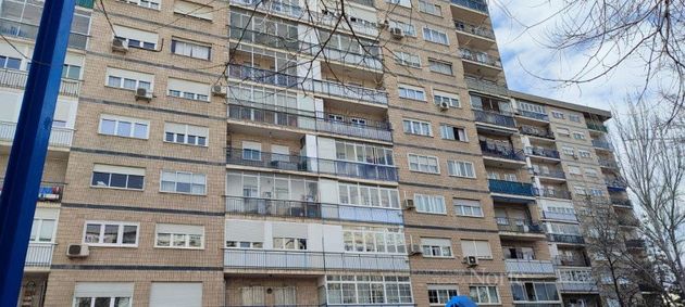 Foto 1 de Venta de piso en avenida De Canillejas a Vicálvaro de 3 habitaciones con terraza y aire acondicionado