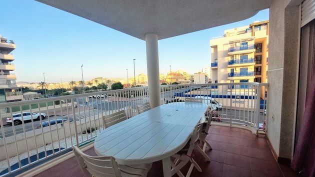 Foto 2 de Venta de piso en calle De Juan Ramon Jimenez de 2 habitaciones con terraza y piscina