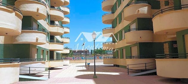 Foto 1 de Piso en venta en Águilas ciudad de 3 habitaciones con terraza y garaje