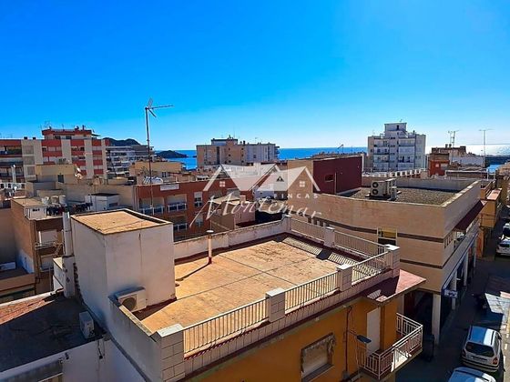 Foto 1 de Piso en venta en Águilas ciudad de 3 habitaciones con terraza y balcón