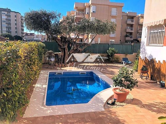 Foto 1 de Pis en venda a Águilas ciudad de 4 habitacions amb terrassa i piscina