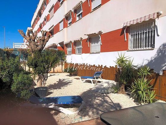 Foto 2 de Piso en venta en Águilas ciudad de 4 habitaciones con terraza y piscina