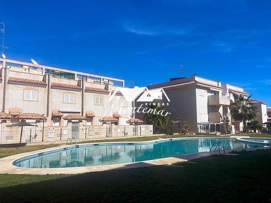 Foto 1 de Àtic en venda a Águilas ciudad de 2 habitacions amb terrassa i piscina