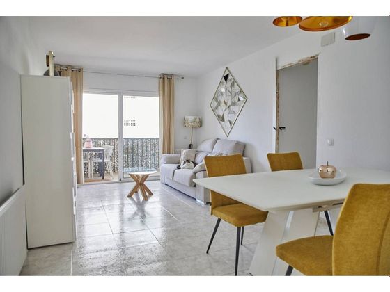 Foto 1 de Piso en venta en Calella de 3 habitaciones con terraza y garaje