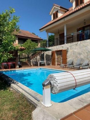 Foto 1 de Xalet en venda a Bárcena de Cicero de 5 habitacions amb terrassa i piscina