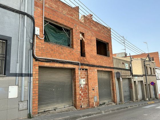 Foto 1 de Edifici en venda a calle De Sevilla de 280 m²