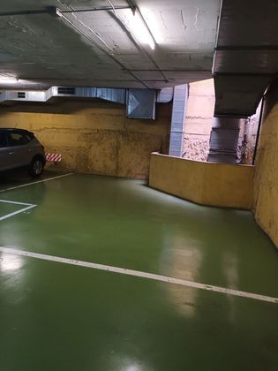 Foto 2 de Garatge en lloguer a Vallcarca i els Penitents de 32 m²