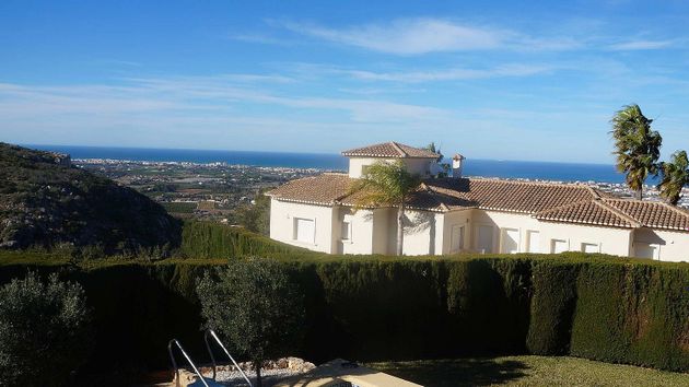 Foto 1 de Venta de casa en La Pedrera-Vessanes de 4 habitaciones con terraza y piscina