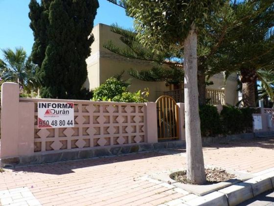 Foto 1 de Chalet en venta en Almerimar - Balerma - San Agustín - Costa de Ejido de 3 habitaciones con terraza y piscina