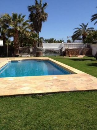Foto 1 de Venta de chalet en El Sabinar – Urbanizaciones – Las Marinas – Playa Serena de 5 habitaciones con terraza y piscina