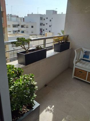 Foto 2 de Piso en venta en Ejido Centro de 4 habitaciones con garaje y balcón