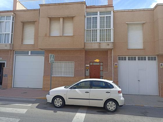 Foto 1 de Pis en venda a Ejido Norte de 3 habitacions amb terrassa i garatge