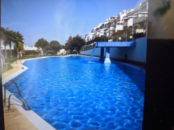 Foto 2 de Casa en venda a Almerimar - Balerma - San Agustín - Costa de Ejido de 4 habitacions amb terrassa i piscina
