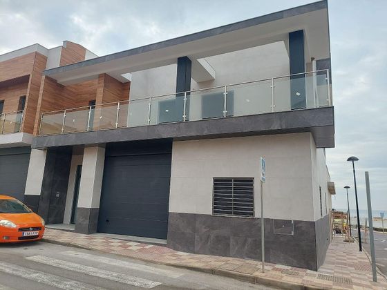 Foto 1 de Venta de casa en Balanegra de 3 habitaciones con terraza y garaje