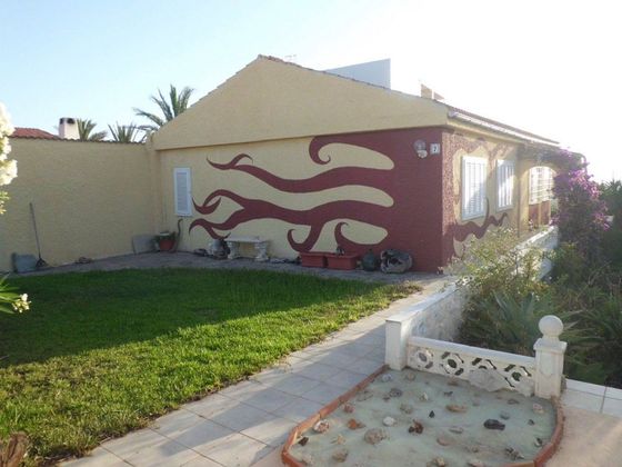 Foto 1 de Chalet en venta en Almerimar - Balerma - San Agustín - Costa de Ejido de 3 habitaciones con terraza y garaje