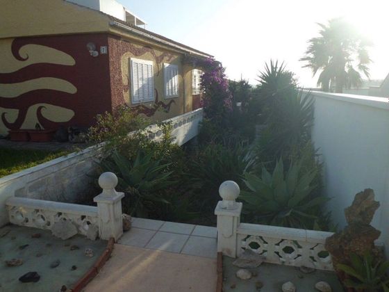 Foto 2 de Chalet en venta en Almerimar - Balerma - San Agustín - Costa de Ejido de 3 habitaciones con terraza y garaje
