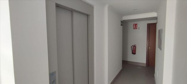 Foto 2 de Venta de piso en Ejido Norte de 3 habitaciones con garaje y aire acondicionado