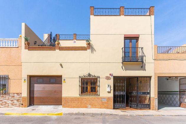 Foto 1 de Casa en venda a Ejido Sur de 4 habitacions amb terrassa i garatge