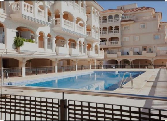 Foto 2 de Piso en venta en Zona Santo Domingo de 3 habitaciones con terraza y piscina