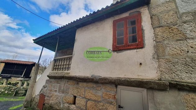 Foto 2 de Casa adosada en venta en Pereiro de Aguiar (O) de 2 habitaciones con jardín