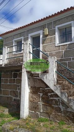 Foto 2 de Xalet en venda a Nogueira de Ramuín de 2 habitacions amb jardí i balcó