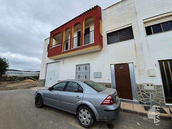 Foto 1 de Piso en venta en San Isidro - Campohermoso de 3 habitaciones con terraza