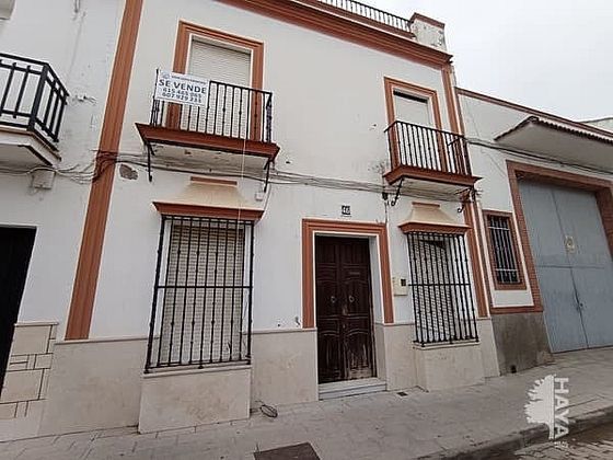 Foto 1 de Venta de casa adosada en Campana (La) de 5 habitaciones con piscina
