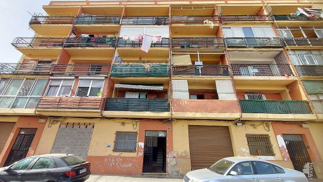 Foto 1 de Piso en venta en Zona Calle Valencia de 3 habitaciones y 49 m²