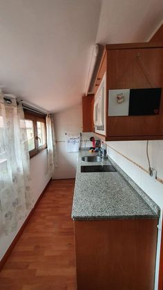 Foto 1 de Àtic en lloguer a Centro - Salamanca de 1 habitació amb mobles i ascensor