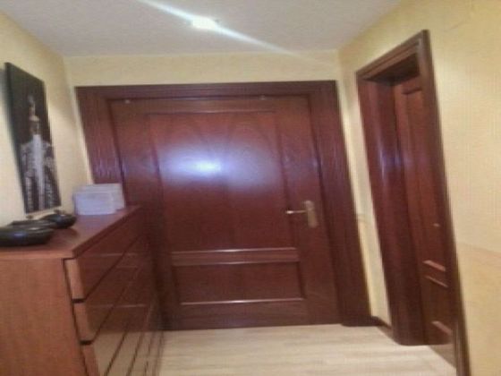 Foto 1 de Piso en venta en Villamayor de 2 habitaciones con ascensor
