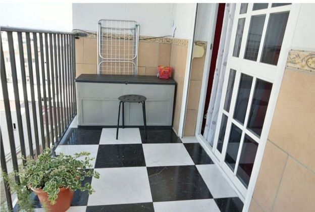 Foto 1 de Pis en venda a Centro - Norte de 3 habitacions amb terrassa i balcó