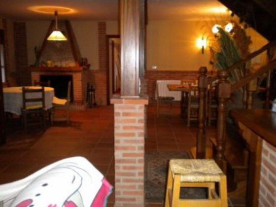 Foto 2 de Xalet en venda a Bustillo del Páramo de 5 habitacions amb garatge i jardí