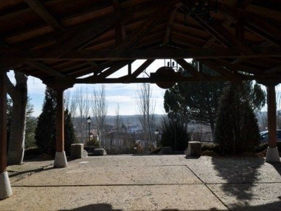 Foto 2 de Venta de casa rural en Santovenia de la Valdoncina de 1 habitación con terraza y jardín
