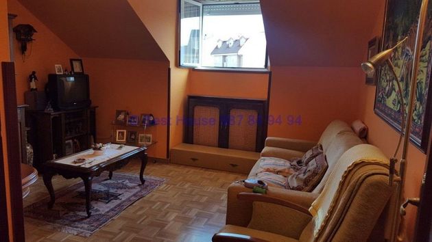 Foto 1 de Ático en venta en Valverde de la Virgen de 2 habitaciones con terraza y calefacción