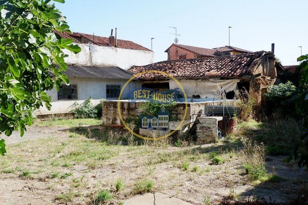 Foto 2 de Casa rural en venta en La Vega - Oteruelo de 8 habitaciones con jardín