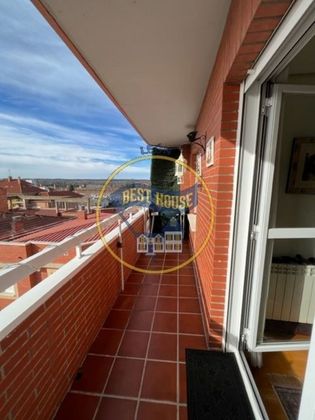 Foto 1 de Pis en venda a Crucero - Pinilla de 3 habitacions amb terrassa i garatge