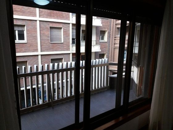 Foto 2 de Venta de piso en Centro Ciudad de 4 habitaciones con terraza y garaje