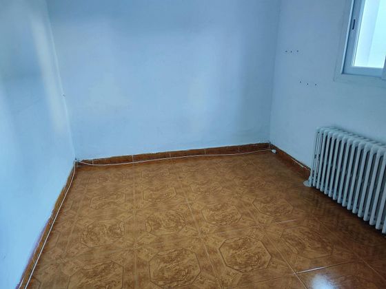 Foto 2 de Xalet en venda a La Chantría - La Lastra de 2 habitacions amb calefacció