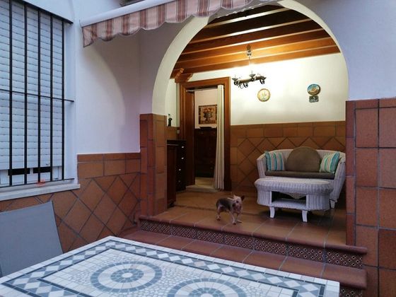 Foto 1 de Casa adosada en venta en Este-Delicias de 4 habitaciones con aire acondicionado