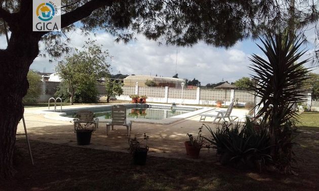 Foto 1 de Casa rural en venda a Centro - Jerez de la Frontera de 3 habitacions amb terrassa i piscina