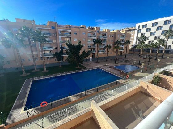 Foto 1 de Piso en venta en Migjorn de 3 habitaciones con terraza y piscina