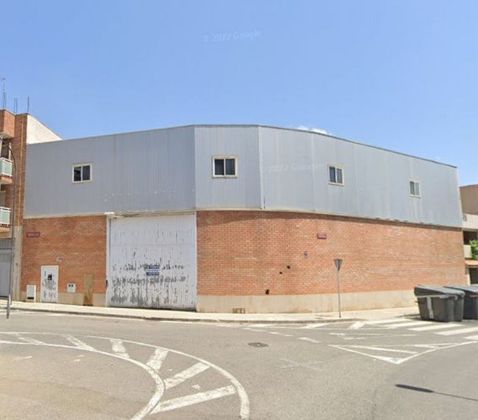 Foto 2 de Venta de nave en calle De Pere Benavent de 583 m²