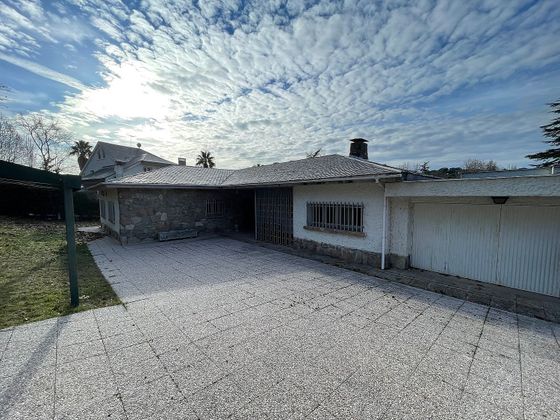 Foto 2 de Xalet en venda a Fuente del Fresno de 4 habitacions amb terrassa i piscina