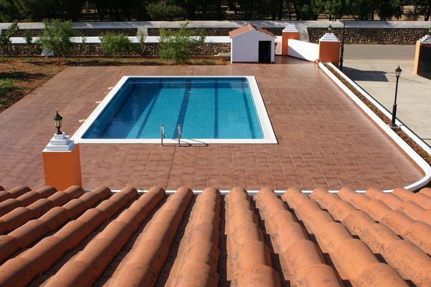 Foto 2 de Chalet en venta en Ciutadella de 3 habitaciones con terraza y piscina