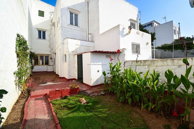 Foto 1 de Casa en venda a Ciutadella de 5 habitacions amb terrassa i jardí