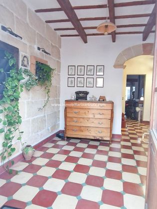 Foto 2 de Casa en venta en Ciutadella de 3 habitaciones con terraza y jardín
