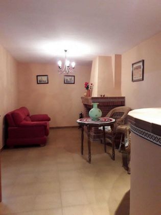 Foto 2 de Venta de casa adosada en Valdeastillas - Fuentezuelas de 6 habitaciones con terraza y piscina
