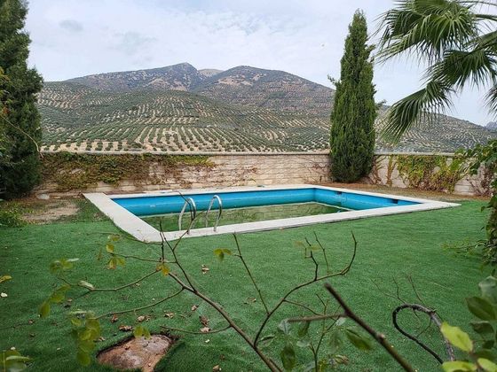 Foto 2 de Venta de chalet en Villares (Los) de 5 habitaciones con terraza y piscina
