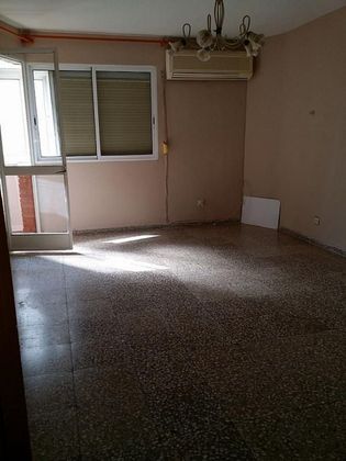Foto 1 de Piso en venta en Andújar de 3 habitaciones con aire acondicionado