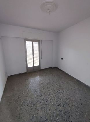 Foto 1 de Piso en venta en Úbeda de 4 habitaciones con terraza y aire acondicionado